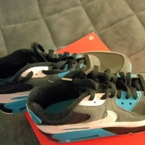 Nike Air Max 90 LTR Size 6Y